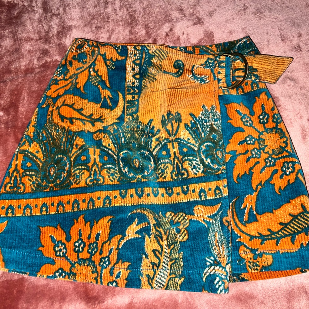 Urban Outfitters skirt